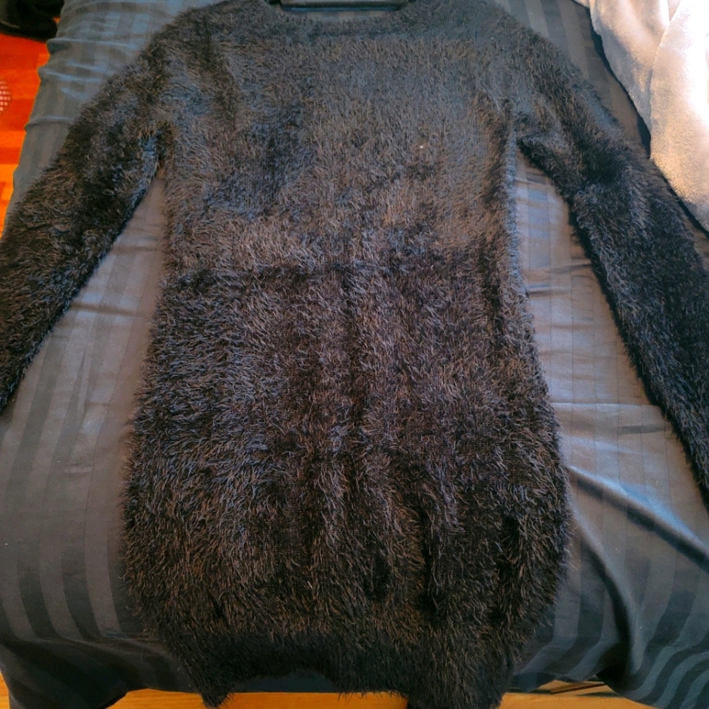 Mona Knit Sweater - Picture 4 of 7